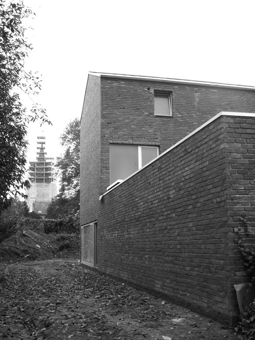 0403-beeld 3